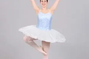 c5e462_ce5d2336ddca473c8f30ddf47be13047mv2